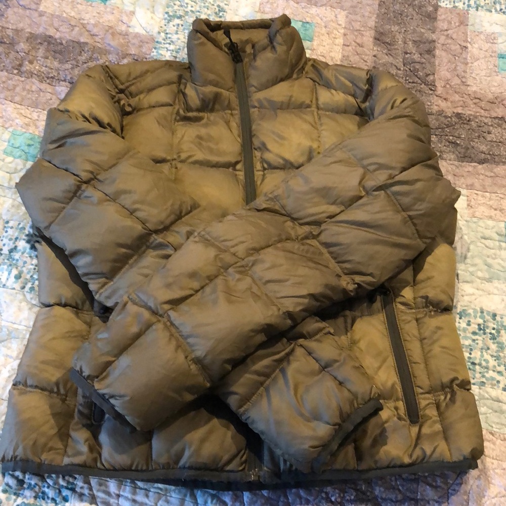 Eddie Bauer first ascent women's down Jacket M